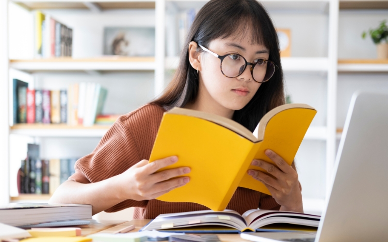 Áp dụng kỹ thuật ôn tập ngắt quãng để nhớ lâu hơn